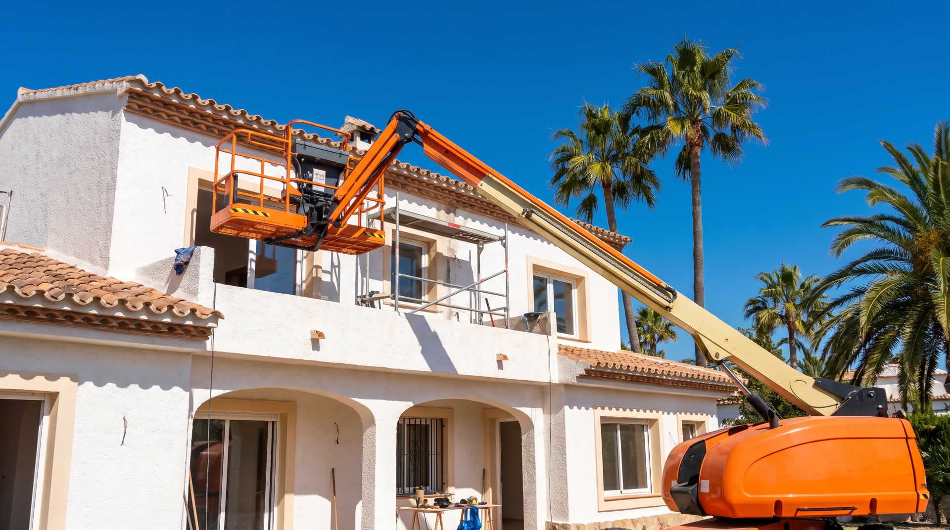 ¿Cuánto cuesta alquilar maquinaria de construcción?
